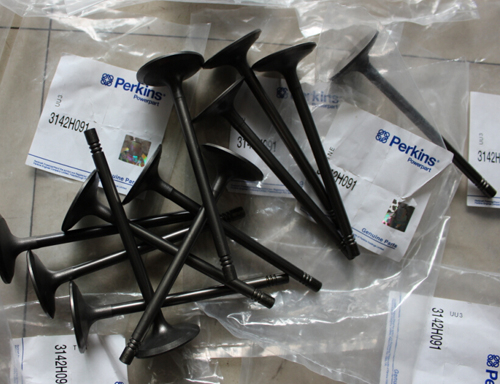 珀金斯1106A柴油機(jī)配件汽缸蓋、氣門、導(dǎo)管