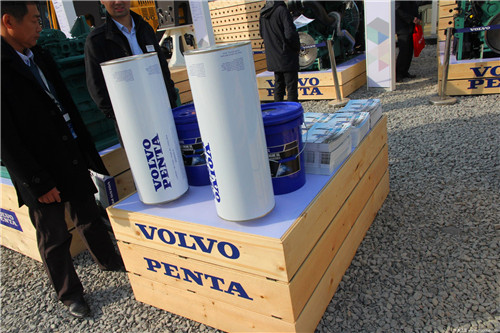 沃爾沃TWD1620/30G柴油發(fā)電機(jī)發(fā)動(dòng)機(jī)空氣濾清器