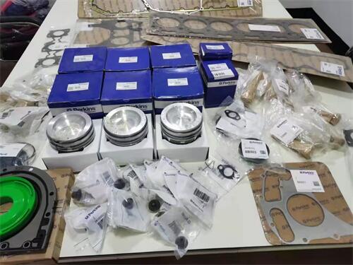 Perkins鉑金斯發(fā)動(dòng)機(jī)四配套